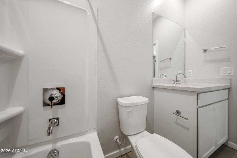 25_2-story-home-with-view_for-sale_Arizo