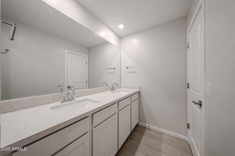 41_2-story-home-with-view_for-sale_Arizo