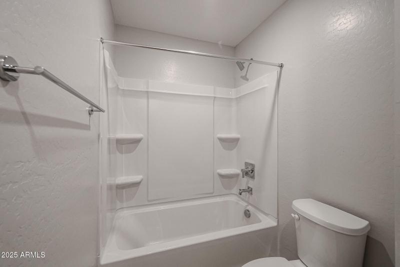 42_2-story-home-with-view_for-sale_Arizo