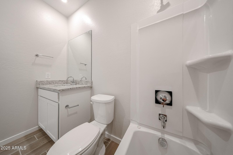 20_New-Move-in-Ready-Home_Teravalis_Buck