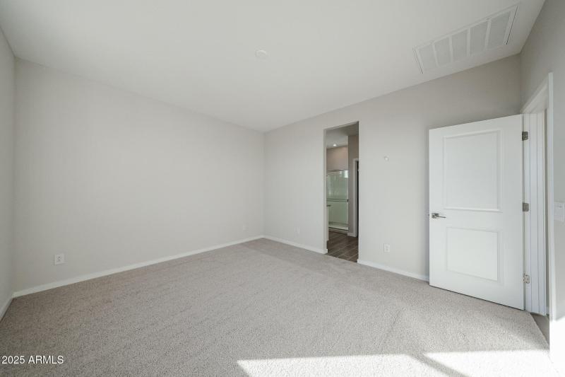 22_New-Move-in-Ready-Home_Teravalis_Buck