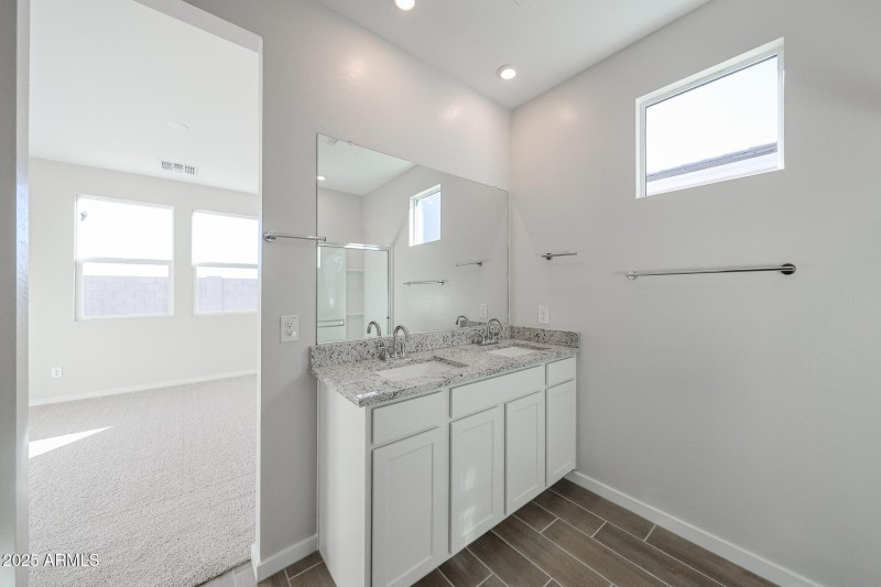 27_New-Move-in-Ready-Home_Teravalis_Buck