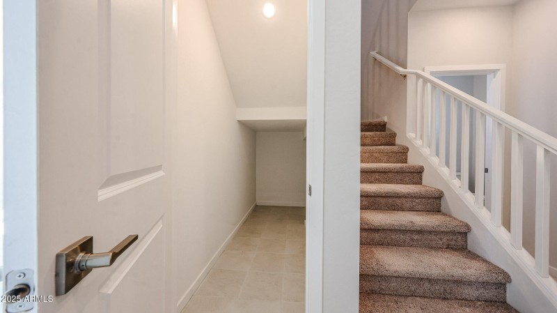 07_2-story-home-for-sale-surprise-AZ_Rea