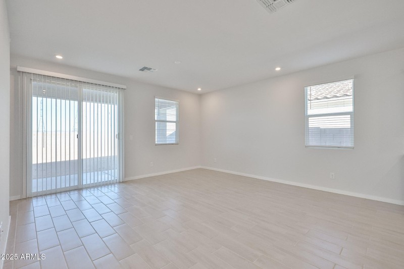 10_New-Homes-for-Sale_Surprise_AZ