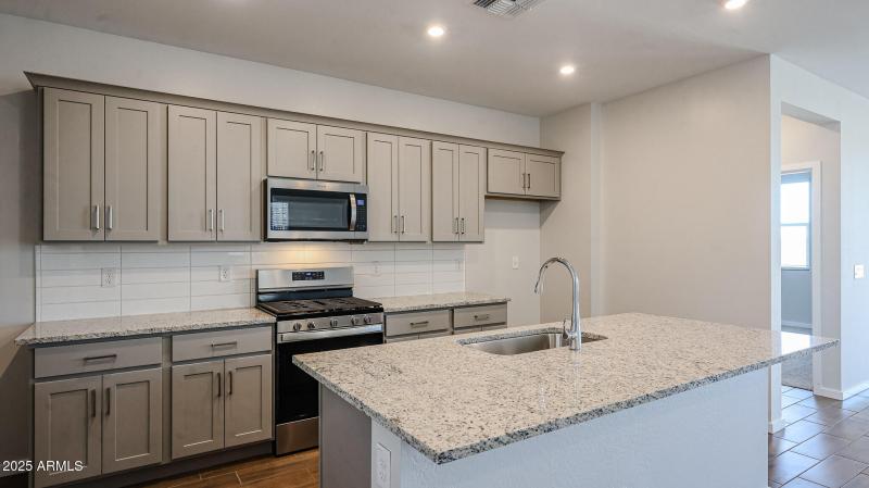 02_New-Home-for-Sale_Surprise-AZ_Century