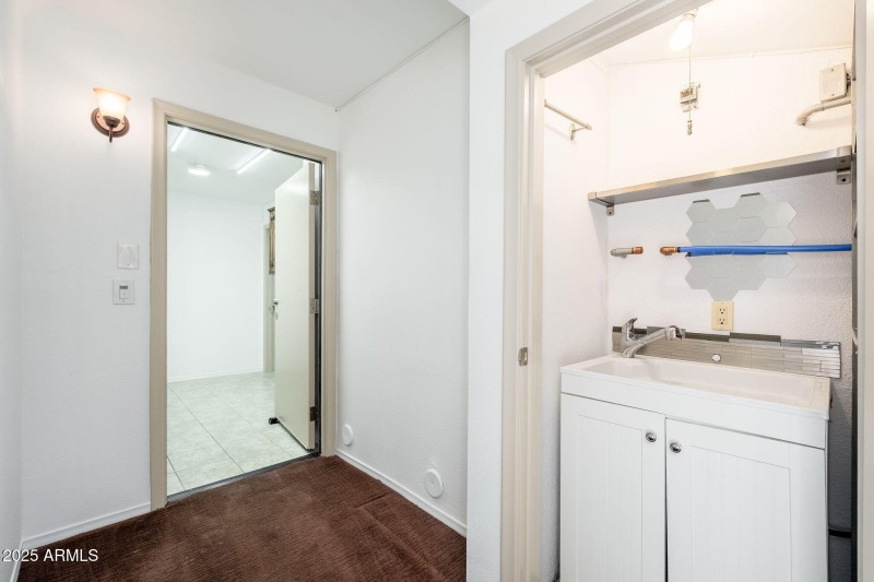 9709 E Mountain View Rd UNIT 2705 - 36