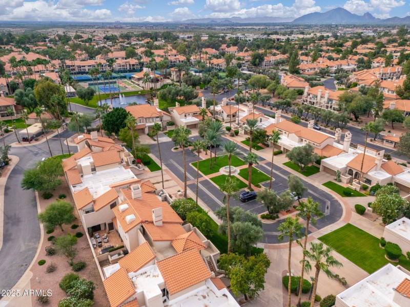 9709 E Mountain View Rd UNIT 2705 - 41