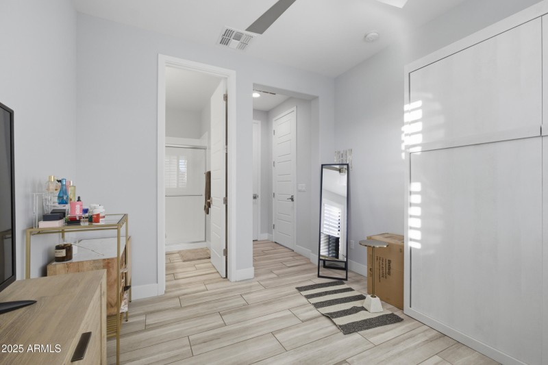 Front Bedroom wOwn Bath