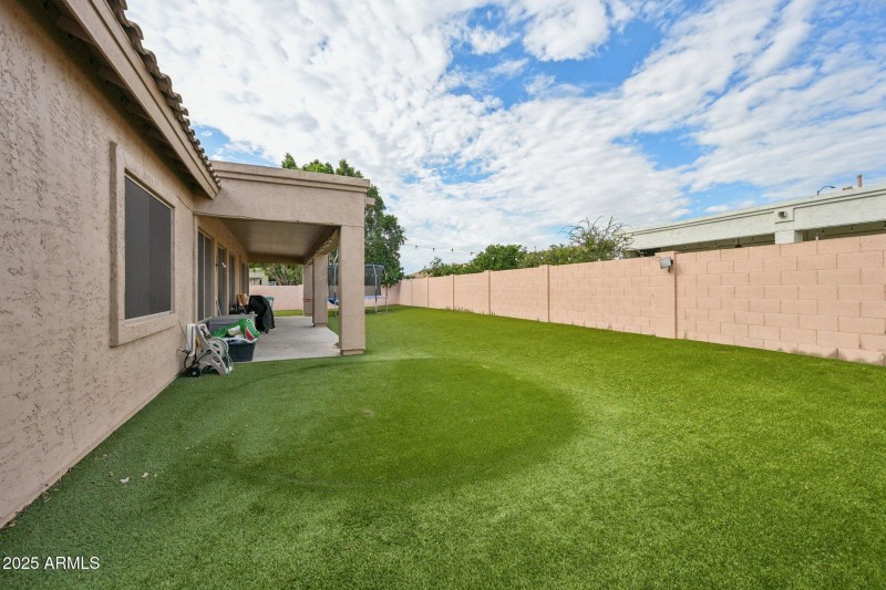 40-web-or-mls-E Decatur St-S1611-040