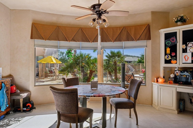 20-web-or-mls-16625-e-last-trail-dr