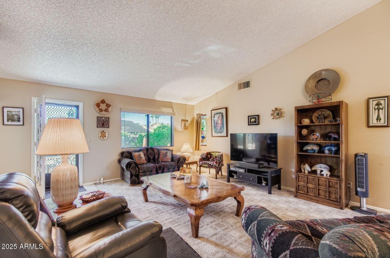 9619 W Taro Ln - Web Quality - 007 - 07