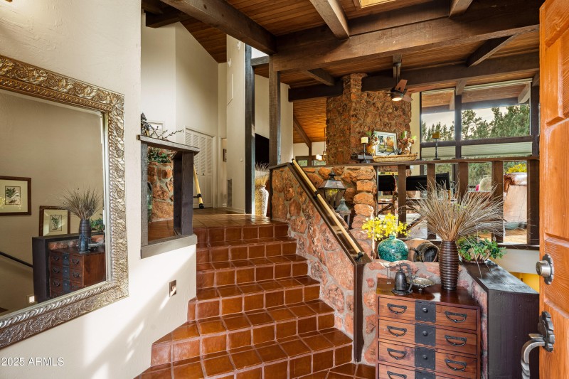 JL_99JuniperTrail-interiors-CommonAreas-