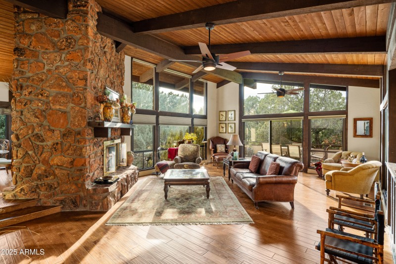 JL_99JuniperTrail-interiors-CommonAreas-