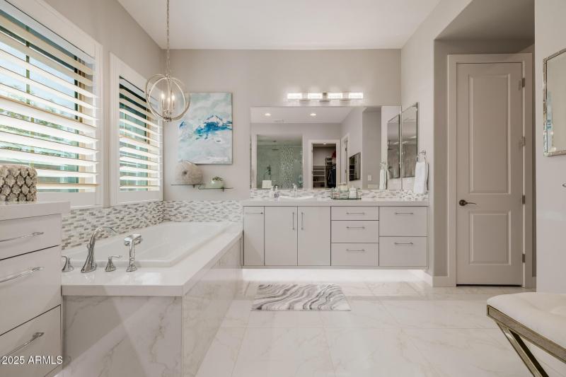 Under Cabinet Lighting