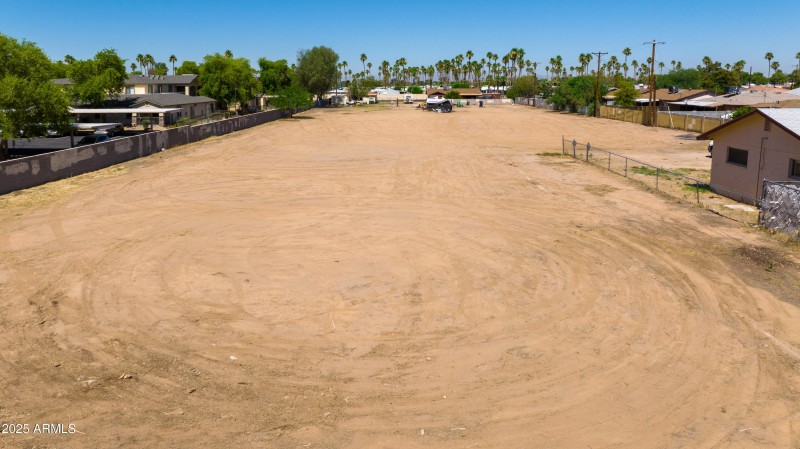 7239N51stAve_Photo-14