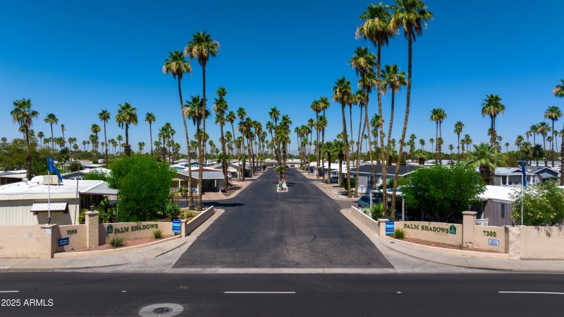 7239N51stAve_Photo-18