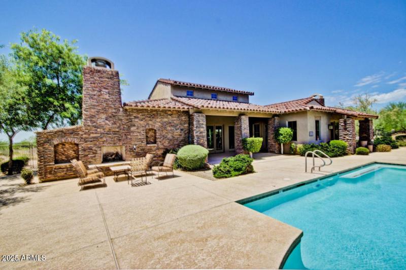 Community Fitness & Clubhouse