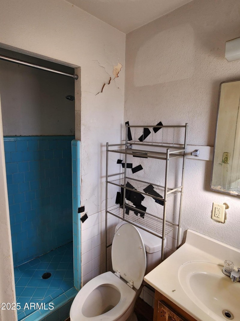 f-208-152-16579136_XI4uc3xV_13