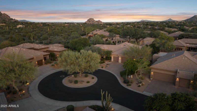 15,532 SF Cul-de-Sac Lot