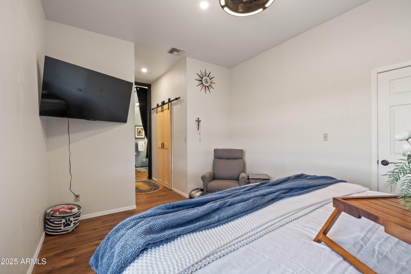 Primary Bedroom 3 (4)