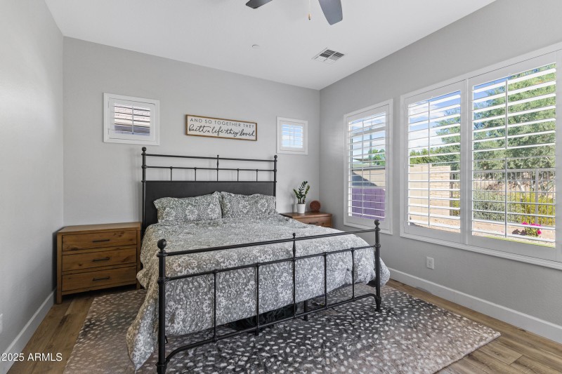 12090 W Peak View Rd-27