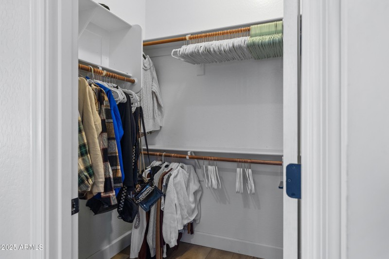 12090 W Peak View Rd-31