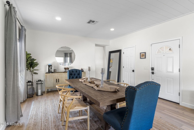 7-web-or-mls-CL100228-A