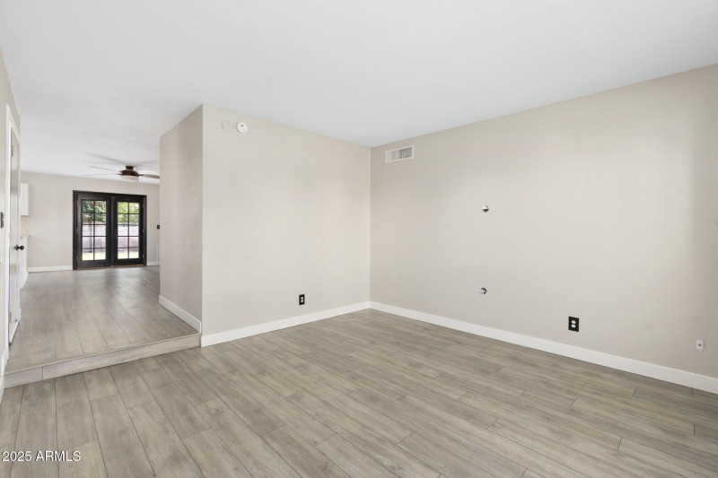 19-web-or-mls-DSC00656