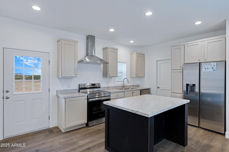 36512 W Whitton Ave-8