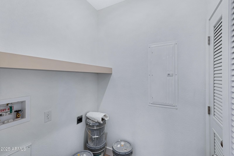 36512 W Whitton Ave-13