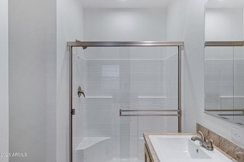 36512 W Whitton Ave-16