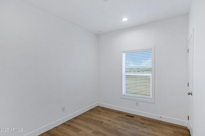 36512 W Whitton Ave-18