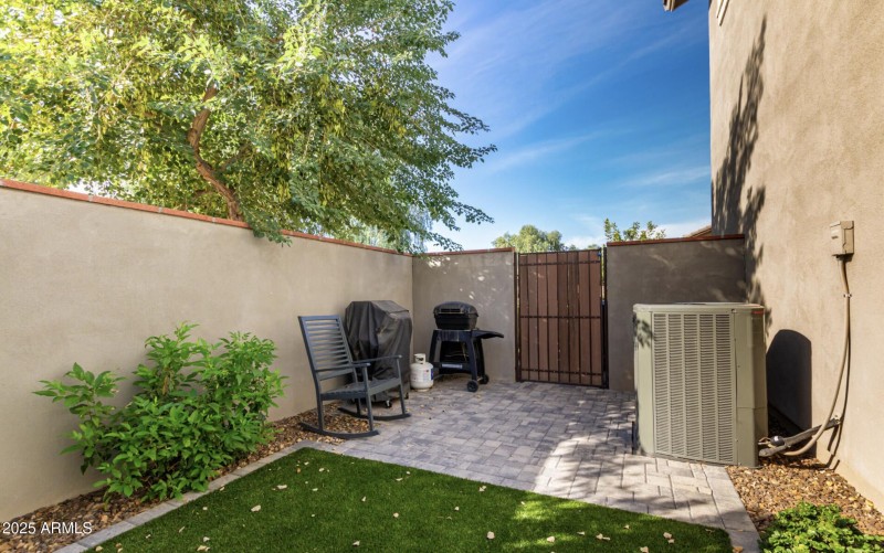 Screenshot 2025-11-18 at 9.32.15AM