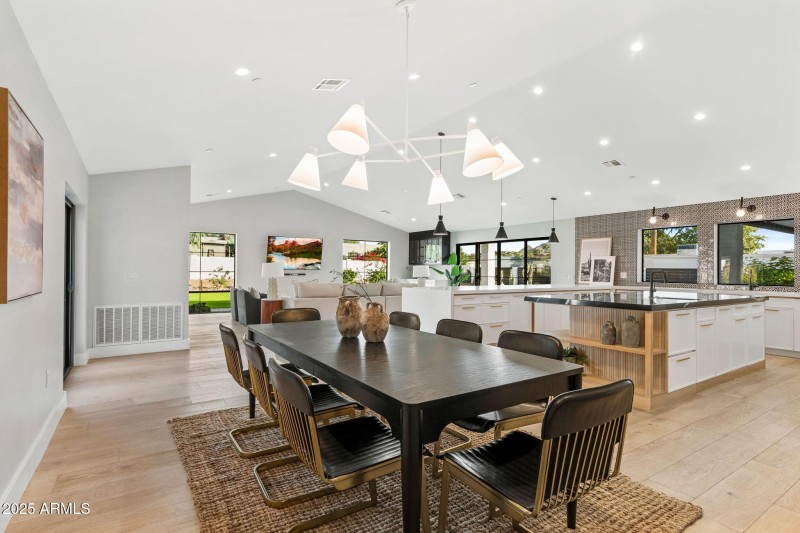 15-web-or-mls-3842-e-san-miguel-ave