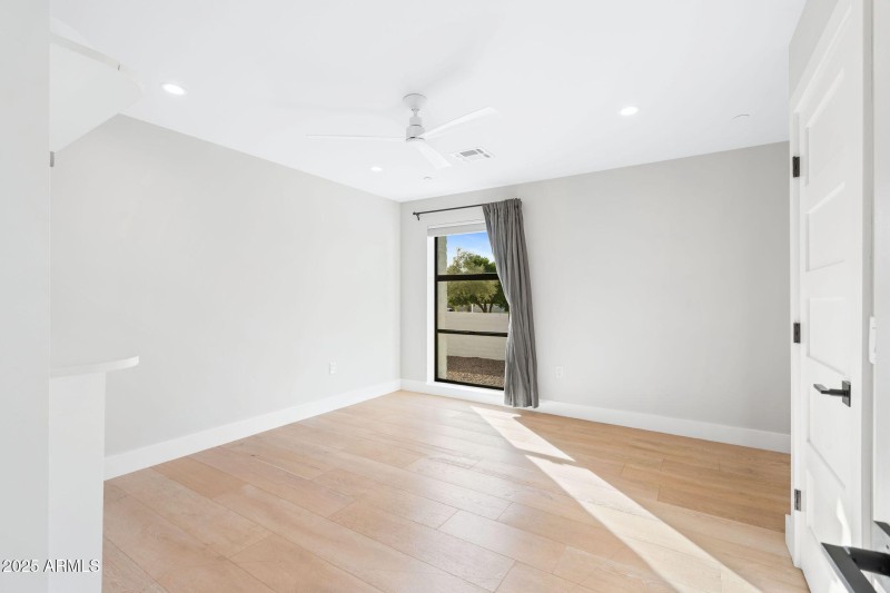 34-web-or-mls-3842-e-san-miguel-ave