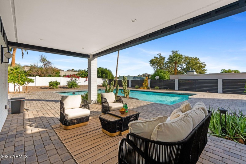 45-web-or-mls-3842-e-san-miguel-ave