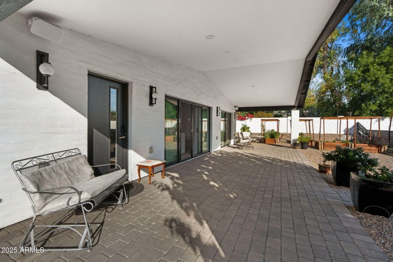 52-web-or-mls-3842-e-san-miguel-ave