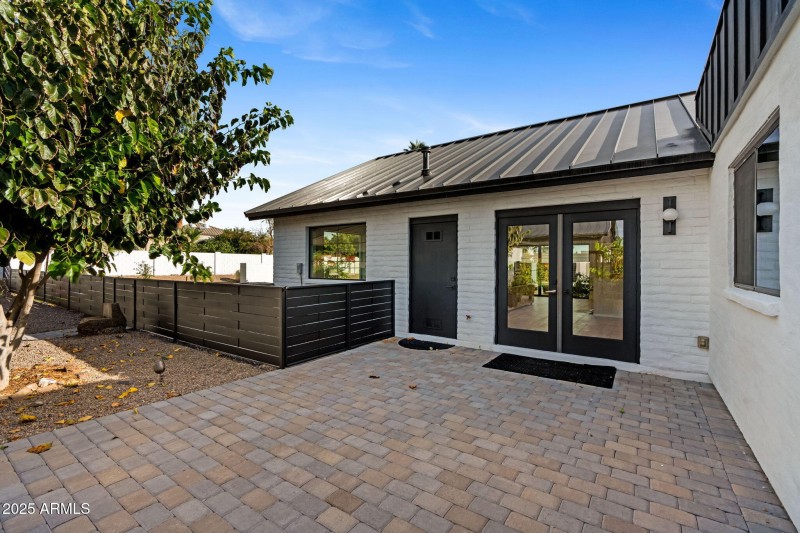 53-web-or-mls-3842-e-san-miguel-ave