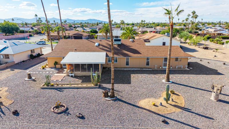 46 - Spanish Garden Drone