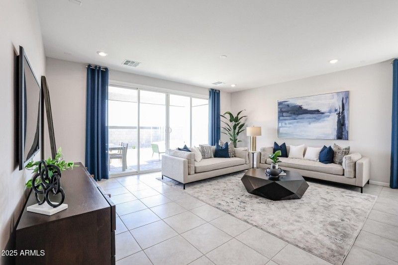 Family Room Other Way