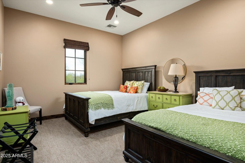 29-8454ELeaningRockRd-29