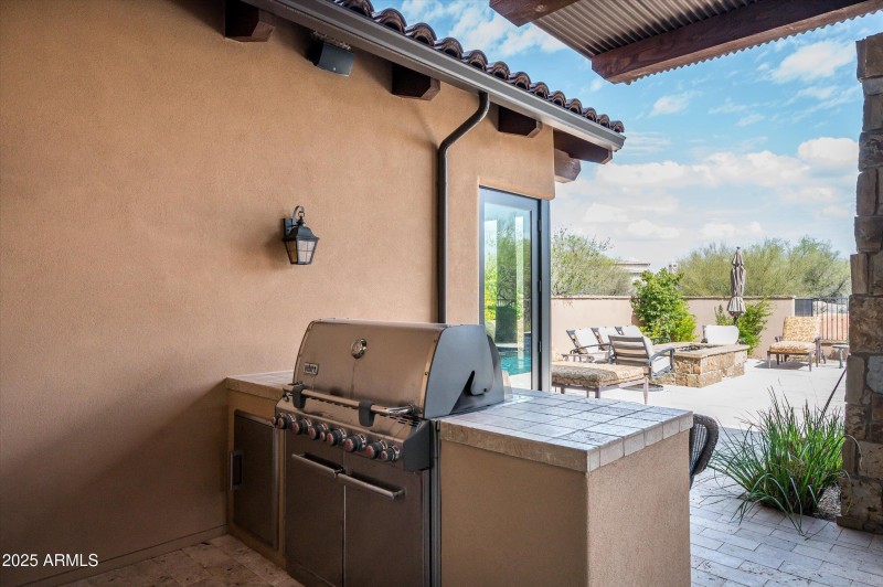 46-8454ELeaningRockRd-46