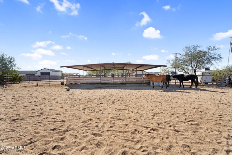 53-web-or-mls-907 E Carlise Rd-.........