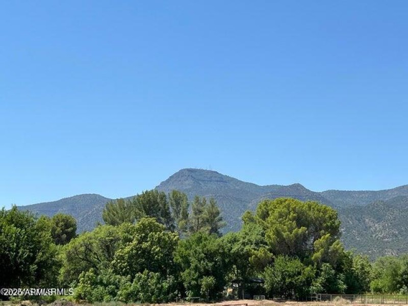 726 E. Riverglen Dr..jpg-27