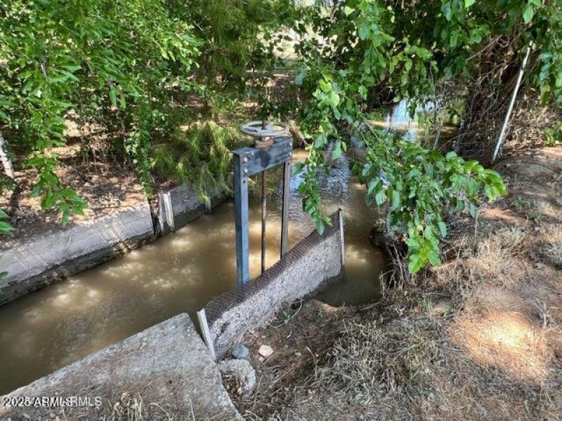 726 E. Riverglen Dr..jpg-16