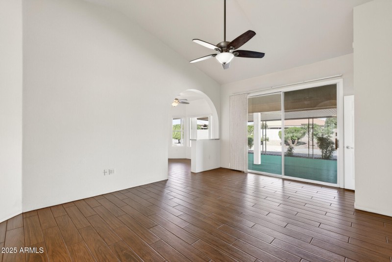 22_13532_W_Pavillion_Dr20_mls