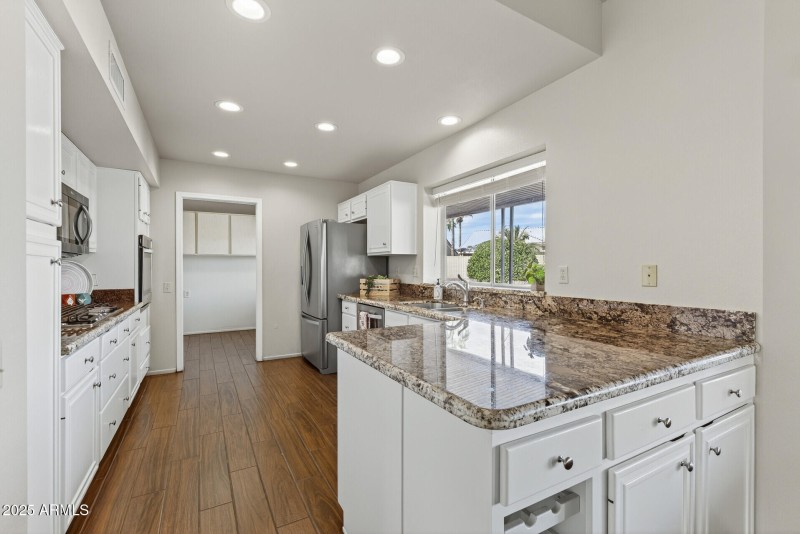 27_13532_W_Pavillion_Dr25_mls