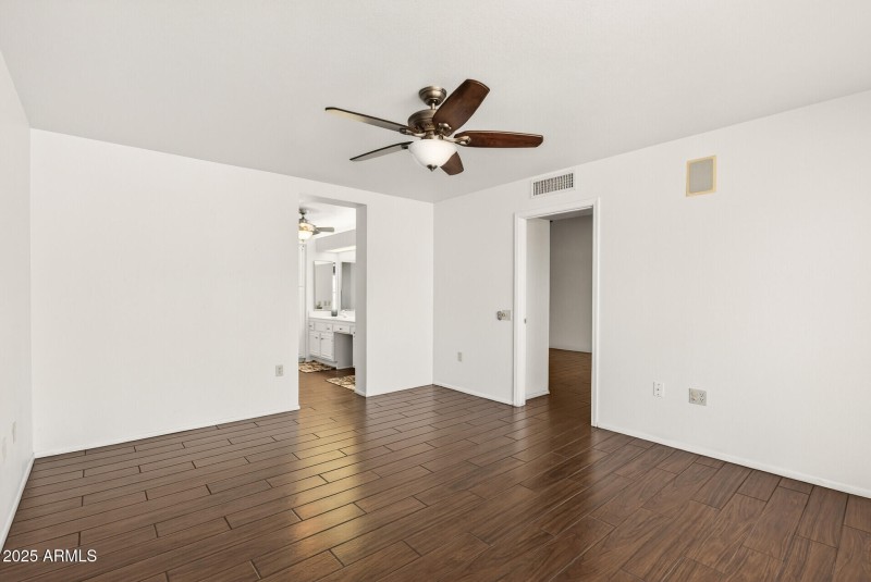 37_13532_W_Pavillion_Dr34_mls