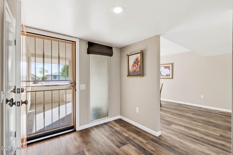 Foyer towards Dining Rm