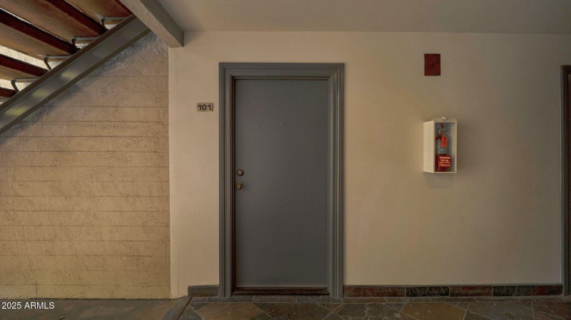 2-web-or-mls-P1309949